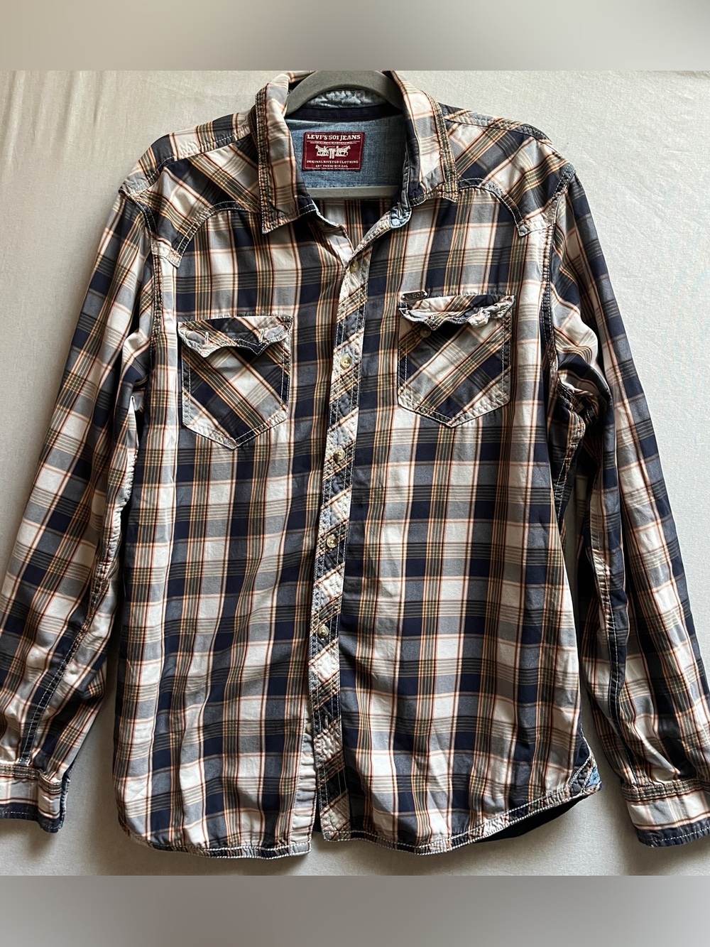 Levis Mens Plaid Button Down Shirt Navy Cream Brown Size XL